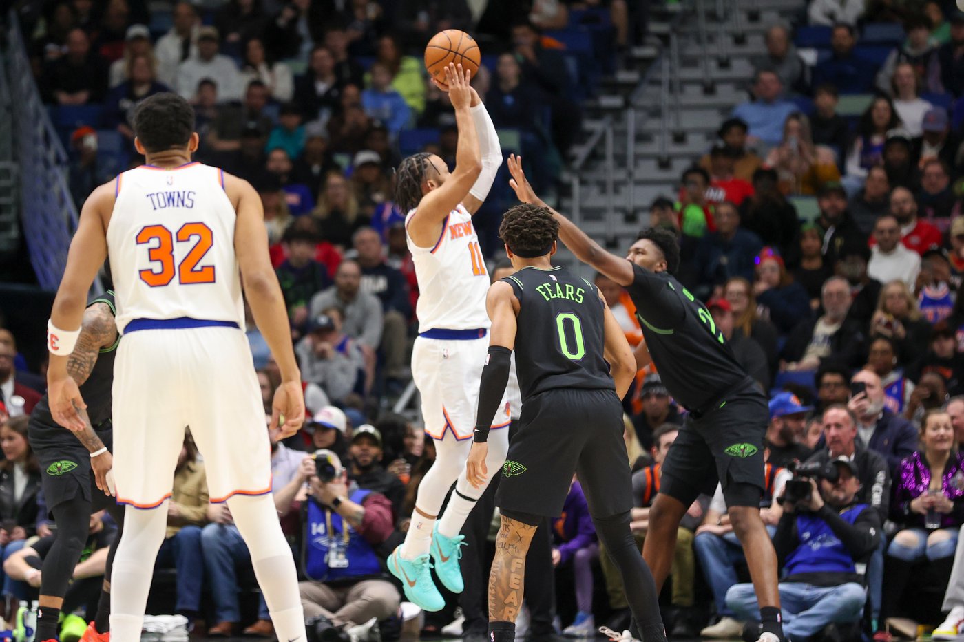 Brunson's double-double helps the Knicks outlast Zion Williamson and the Pelicans, 130-125 | iNFOnews.ca Brunson's double-double helps the Knicks outlast Zion Williamson and the Pelicans, 130-125 | iNFOnews.ca