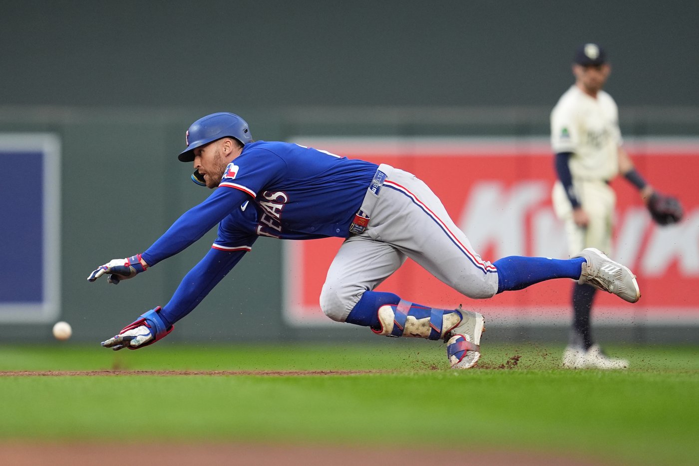 Rangers' quest for AL West title and .500 record goes down to final day of regular season | iNFOnews.ca Rangers' quest for AL West title and .500 record goes down to final day of regular season | iNFOnews.ca
