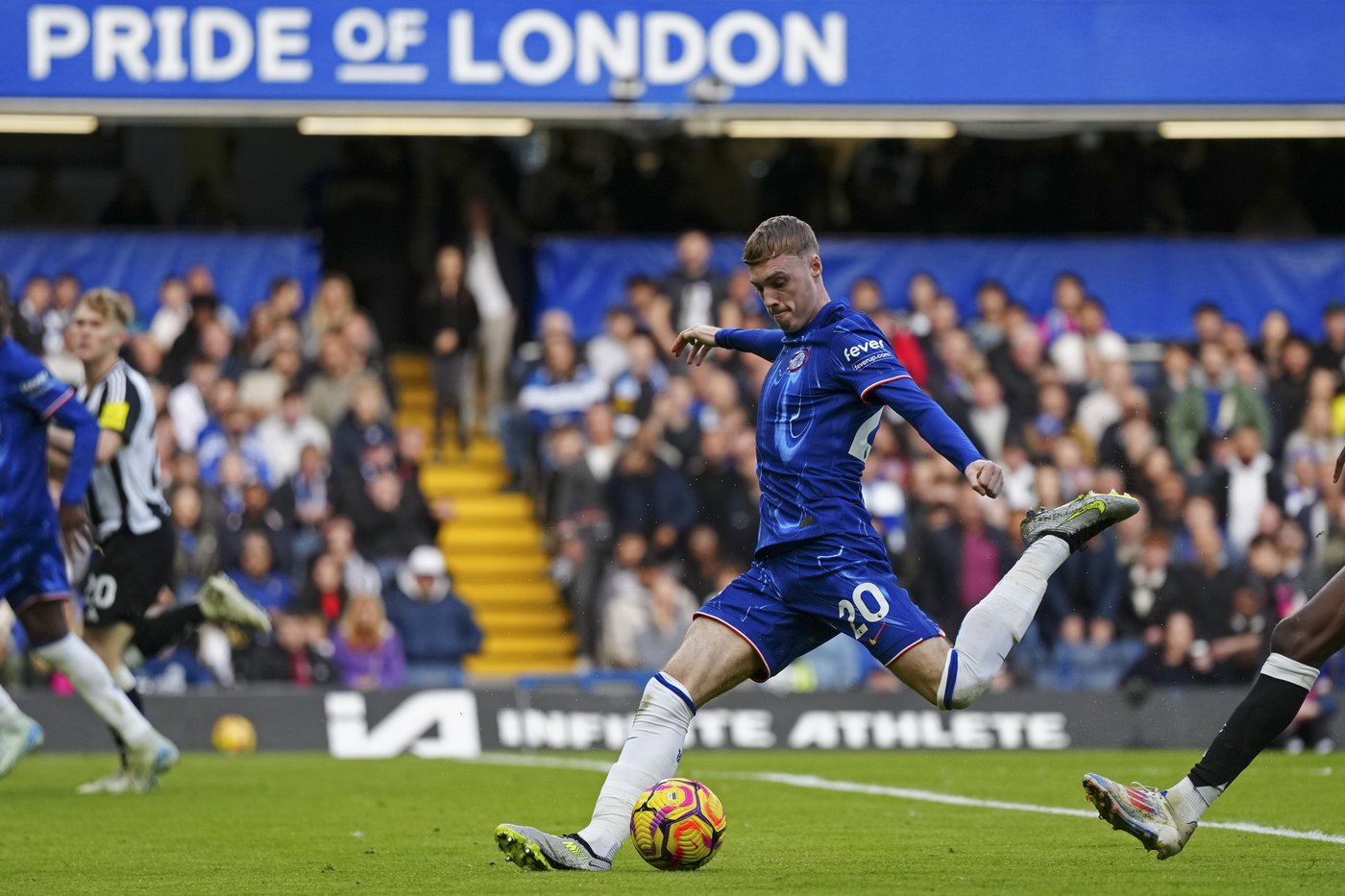 Cole Palmer shows off outrageous talent with 50-meter pass for goal in Chelsea win | iNFOnews.ca