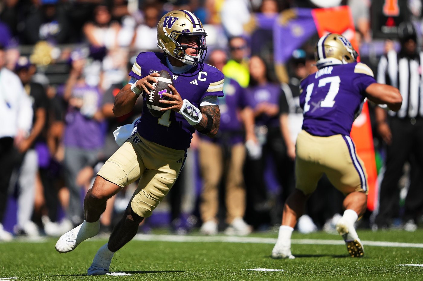 No. 17 Washington struggles on offense but pulls out 24-10 Apple Cup win over Washington State | iNFOnews.ca No. 17 Washington struggles on offense but pulls out 24-10 Apple Cup win over Washington State | iNFOnews.ca