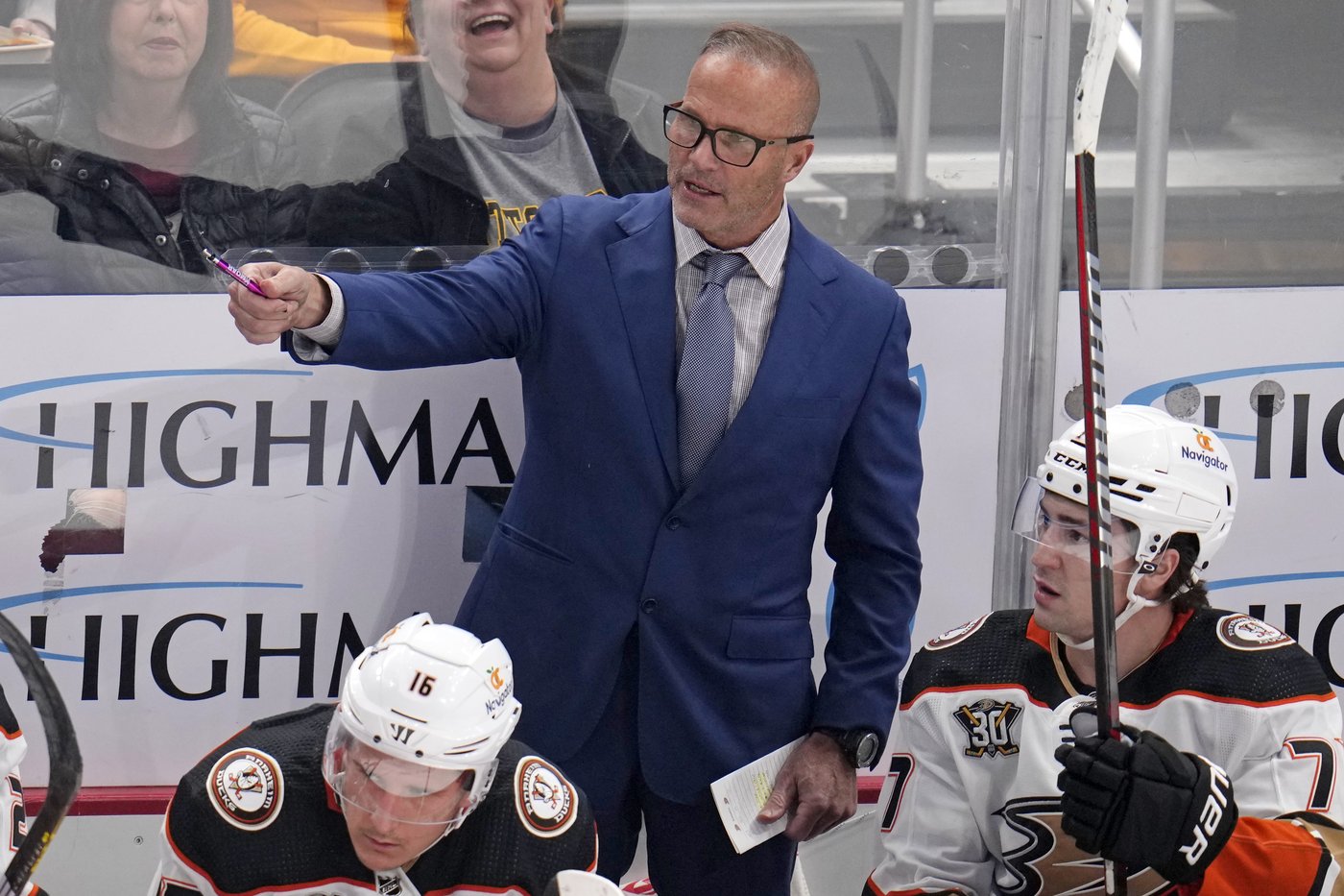 Greg Cronin fired as coach of Anaheim Ducks after 2 seasons | iNFOnews.ca Greg Cronin fired as coach of Anaheim Ducks after 2 seasons | iNFOnews.ca