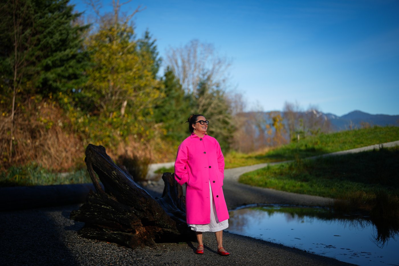 What do snowboards and mountain goats have in common? Indigenous weaver knows | iNFOnews.ca