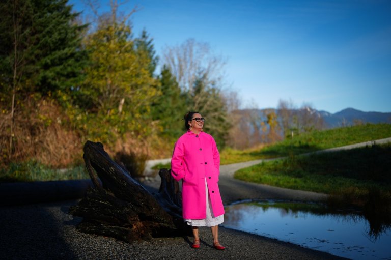 What do snowboards and mountain goats have in common? Indigenous weaver knows | iNFOnews.ca