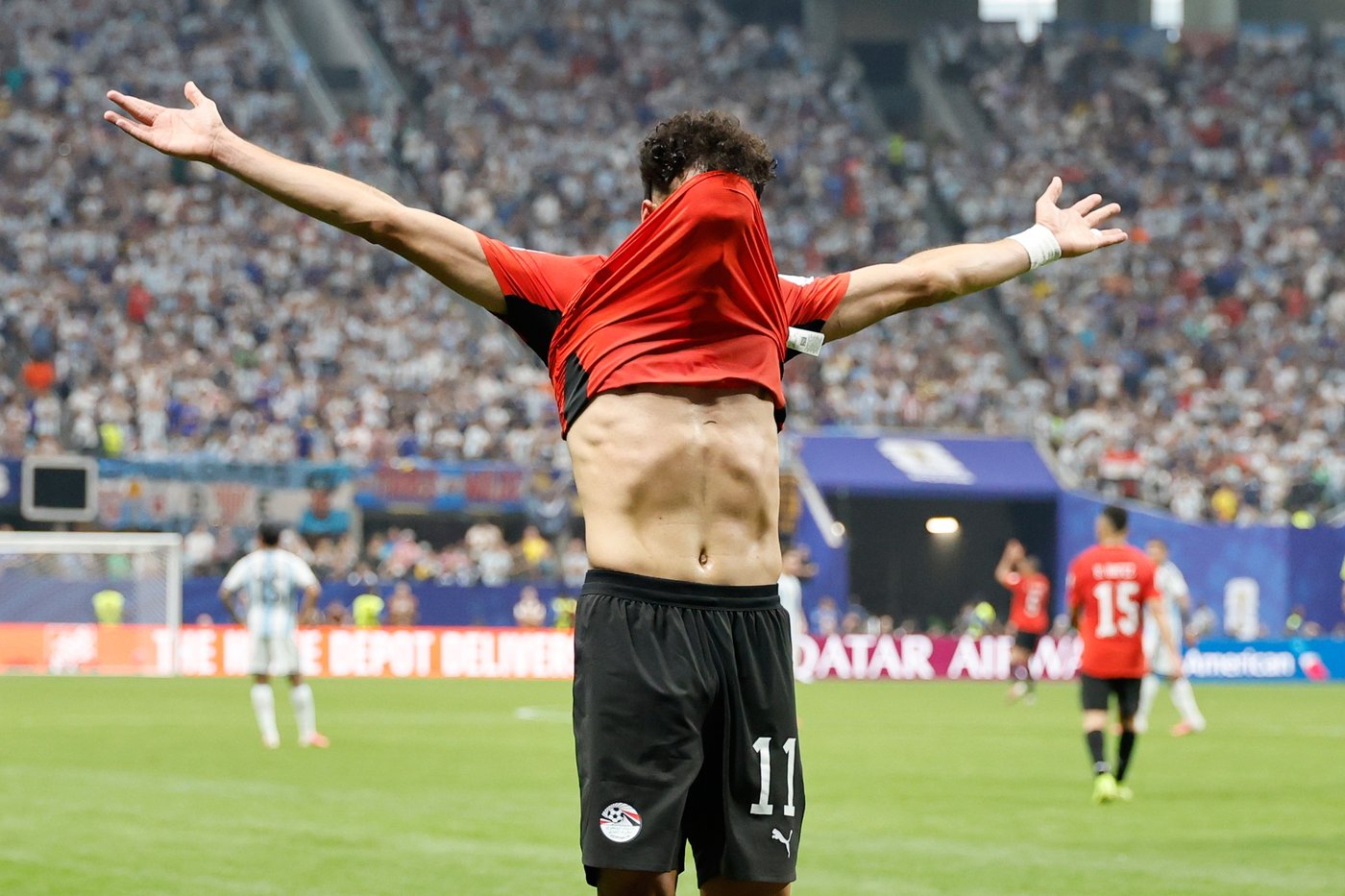 Lionel Messi and Argentina beat Egypt 3-2 and Switzerland ousts Colombia at the World Cup, in photos | iNFOnews.ca