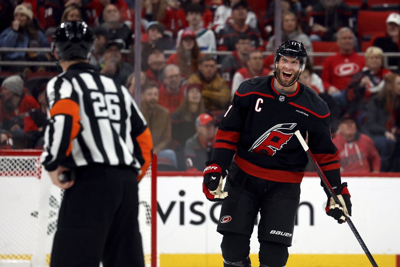 Filip Gustavsson makes 20 saves in the Wild's 4-0 victory over the Hurricanes | iNFOnews.ca
