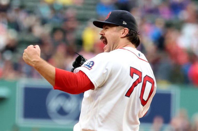Payton Tolle starts with immaculate inning, Roman Anthony gets key hit as Red Sox beat Royals 4-1 | iNFOnews.ca