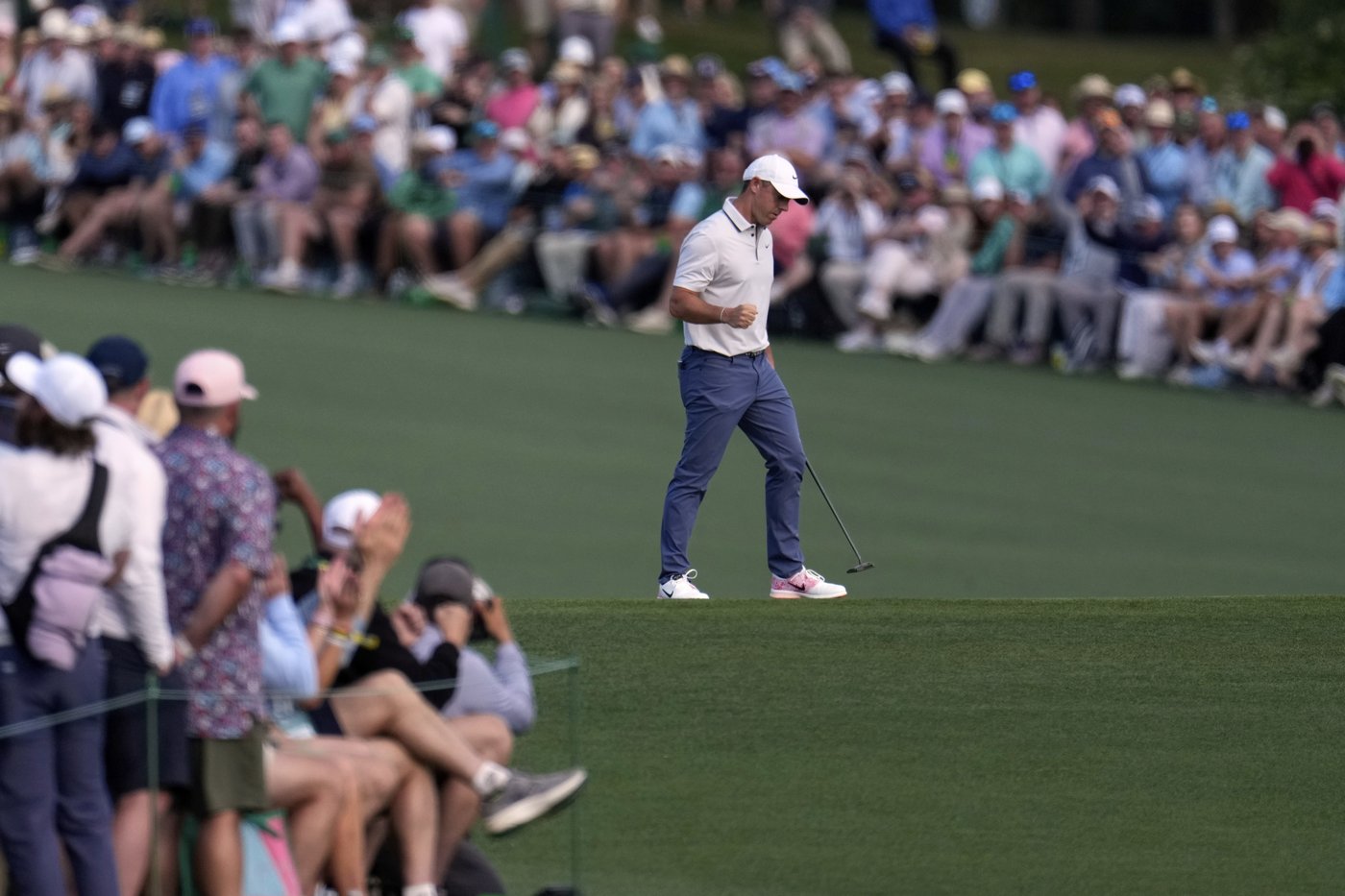 Key hole at the Masters: Rory McIlroy creates some space with the only eagle at No. 15 | iNFOnews.ca Key hole at the Masters: Rory McIlroy creates some space with the only eagle at No. 15 | iNFOnews.ca