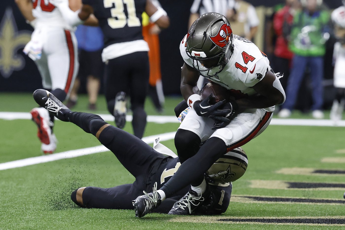 Mayfield passes for 4 TDs as the Bucs treat storm-weary fans to a 51-27 win over the Saints | iNFOnews.ca Mayfield passes for 4 TDs as the Bucs treat storm-weary fans to a 51-27 win over the Saints | iNFOnews.ca