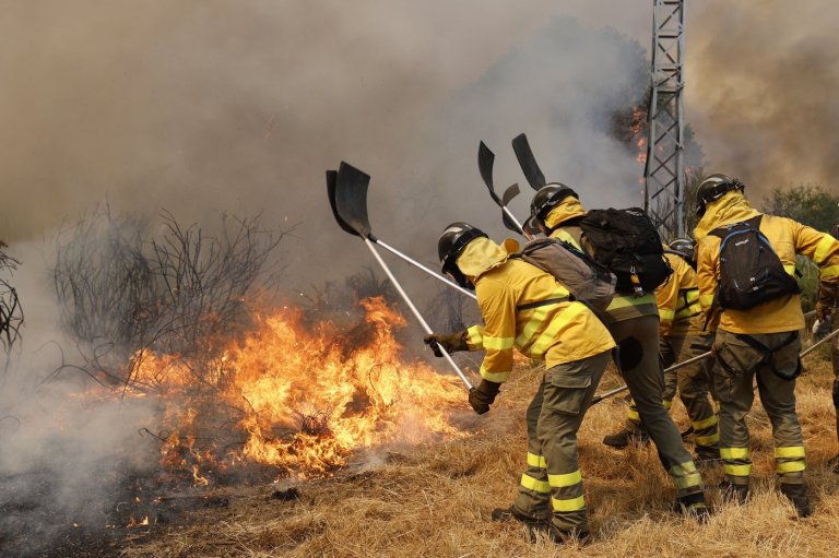 Climate change made heat and dryness that fueled Iberian wildfires 40 times more likely, study finds | iNFOnews.ca