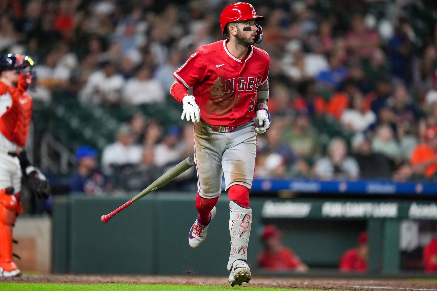 Neto homers in 5-hit, 7-RBI night to help the Angels rout the Astros 18-3 | iNFOnews.ca