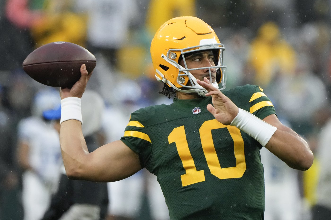 Packers QB Jordan Love plays through groin injury against Lions but throws critical pick-6 | iNFOnews.ca Packers QB Jordan Love plays through groin injury against Lions but throws critical pick-6 | iNFOnews.ca