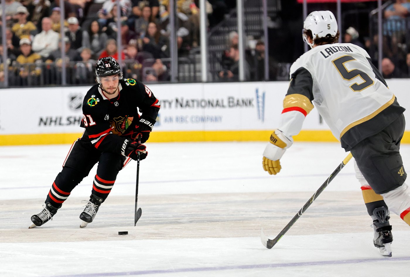 Dorofeyev powers Golden Knights past Blackhawks 4-0 as Hill ends shutout drought | iNFOnews.ca Dorofeyev powers Golden Knights past Blackhawks 4-0 as Hill ends shutout drought | iNFOnews.ca