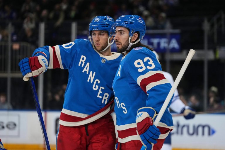 Rangers beat the Leafs 6-2 for their first home regulation win since Nov. 24 | iNFOnews.ca
