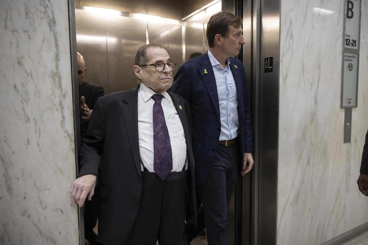 Democrats wrestle with how to conduct oversight as Trump officials crack down | iNFOnews.ca