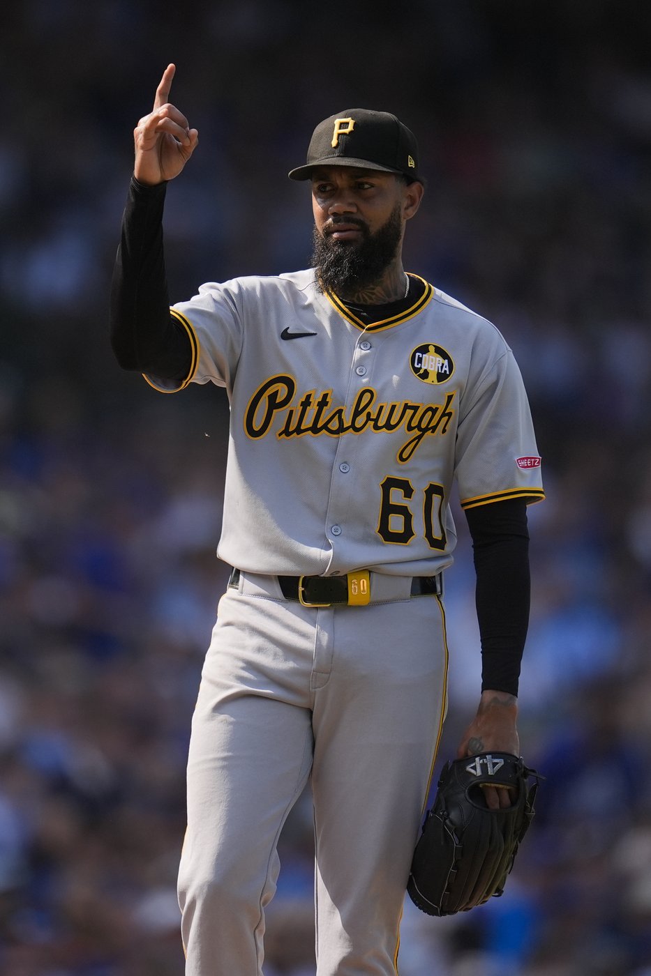Jack Suwinski's tiebreaking homer in the 9th lifts Pirates over struggling Cubs 3-2 | iNFOnews.ca Jack Suwinski's tiebreaking homer in the 9th lifts Pirates over struggling Cubs 3-2 | iNFOnews.ca