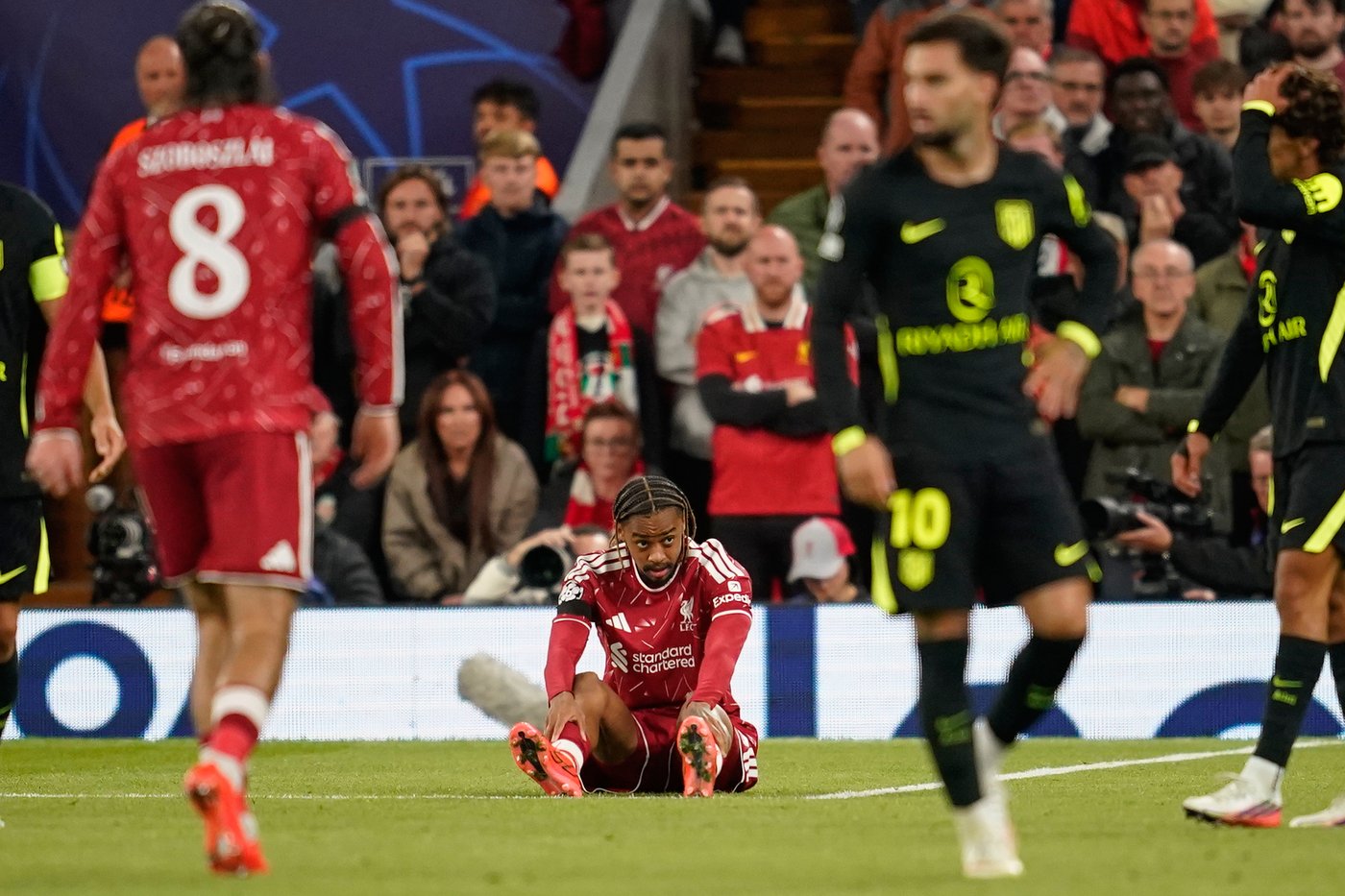 Iraola: Barcola limped out of home debut for Liverpool because of cramps, not injury | iNFOnews.ca
