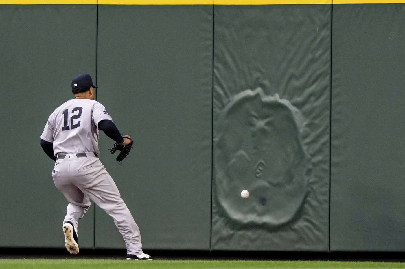 Judge’s MLB-leading 15th homer powers Yankees past Mariners 3-2 | iNFOnews.ca