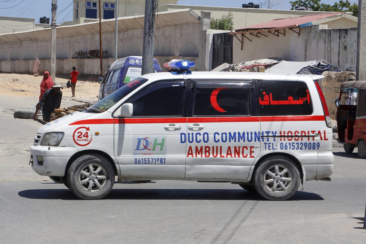 Suicide attacker in Somali capital kills 13 at a military recruitment center | iNFOnews.ca Suicide attacker in Somali capital kills 13 at a military recruitment center | iNFOnews.ca