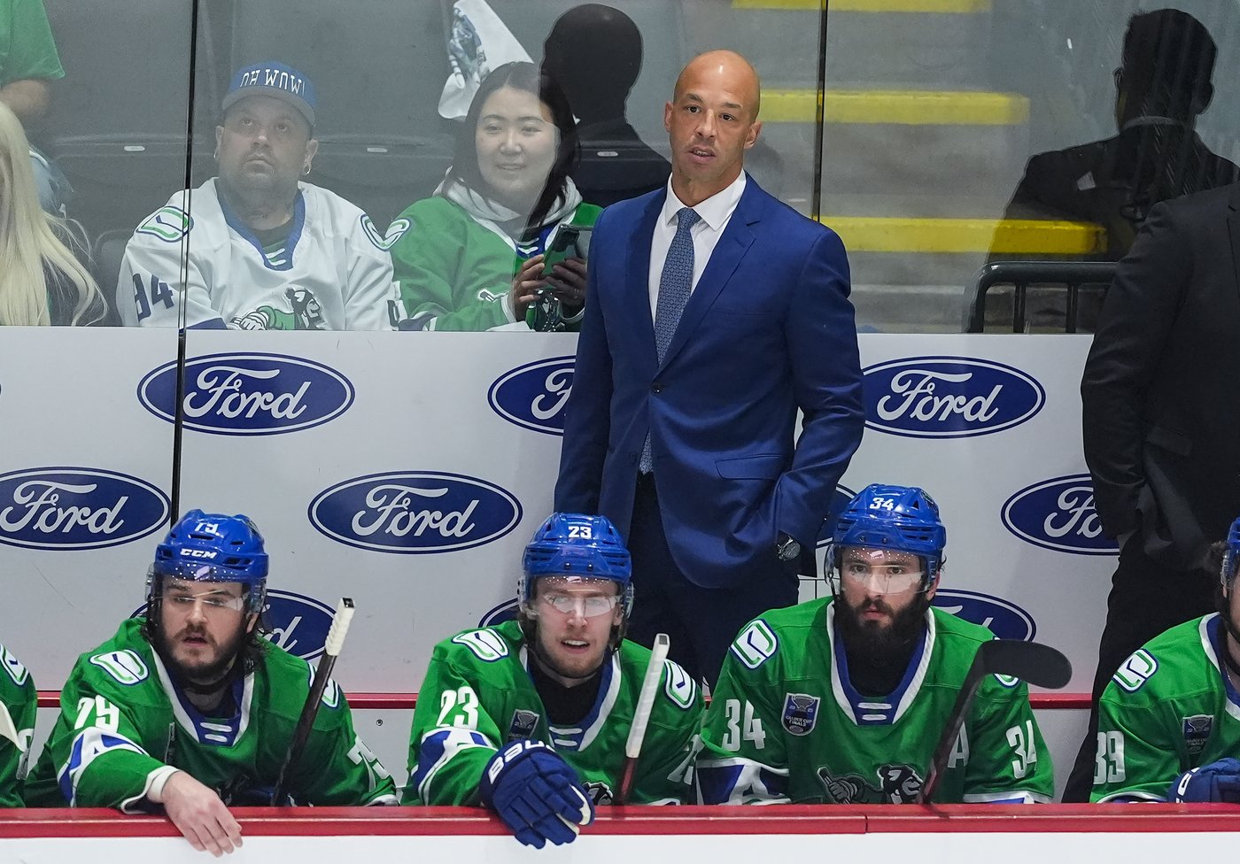 Vancouver Canucks extend AHL head coach Manny Malhotra through 2026-27 | iNFOnews.ca