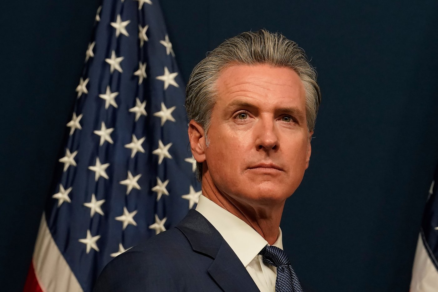 California Gov. Gavin Newsom signs law aimed at fighting antisemitism in schools | iNFOnews.ca
