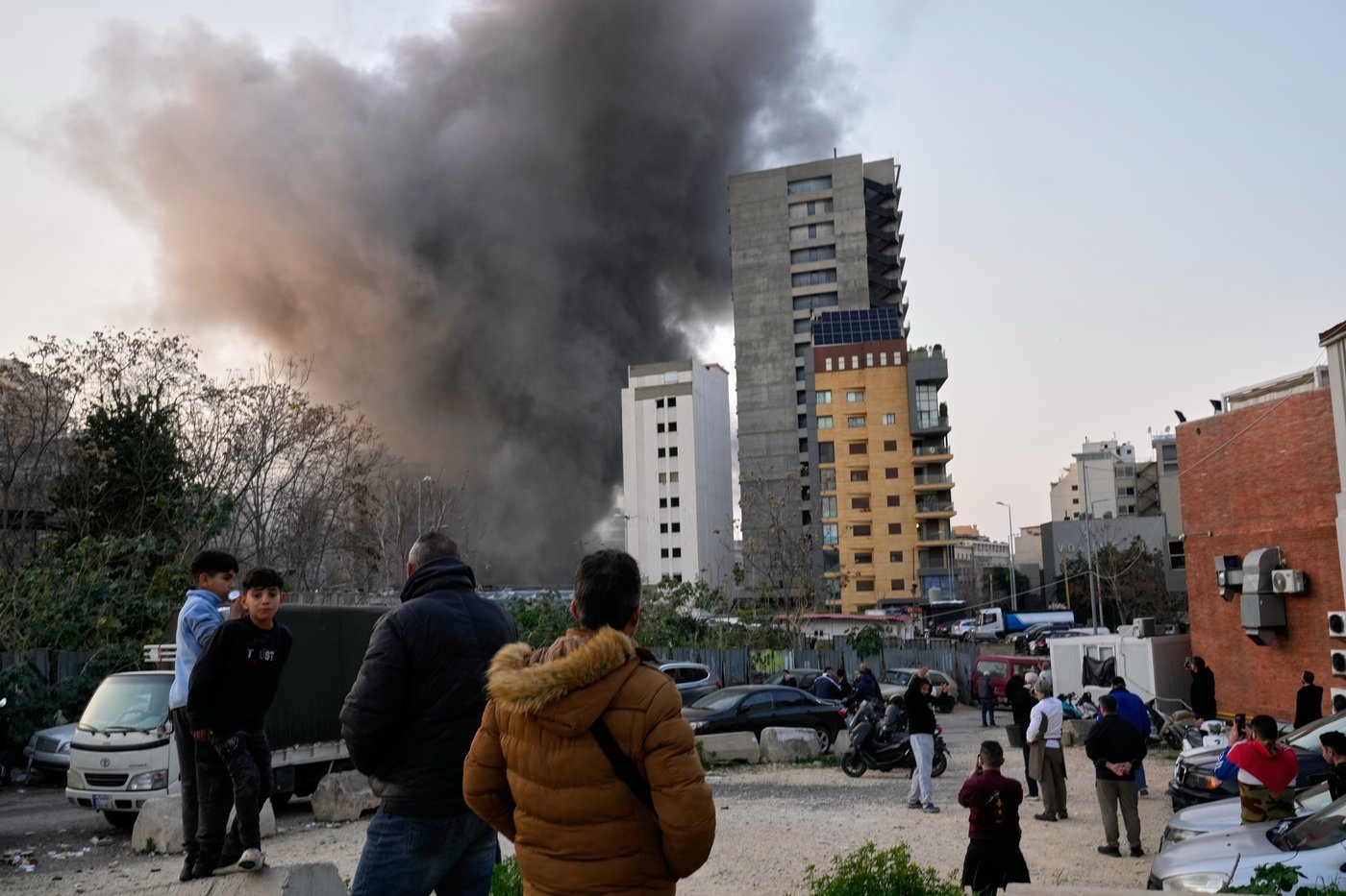 Photos of a central Beirut district struck by Israeli bombs | iNFOnews.ca