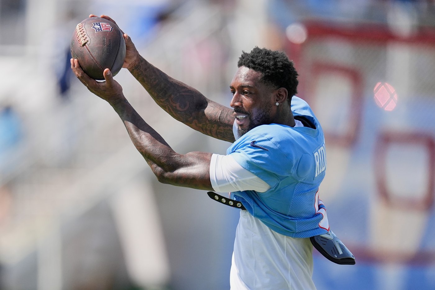 Receiver Carnell Tate leans on Calvin Ridley as Titans rookie learns new offense | iNFOnews.ca Receiver Carnell Tate leans on Calvin Ridley as Titans rookie learns new offense | iNFOnews.ca