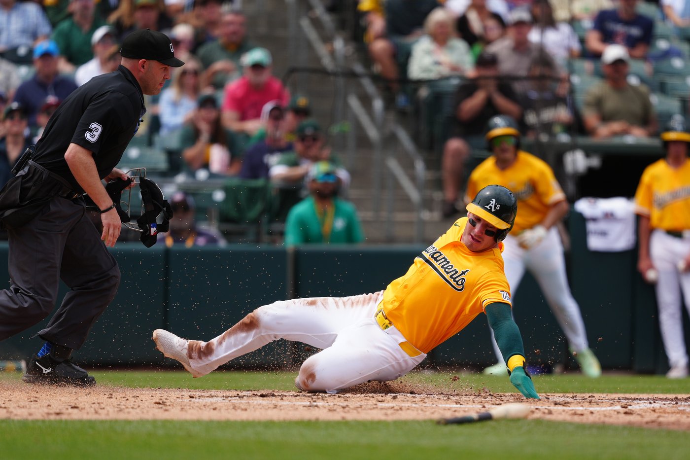 Ramírez steals 300th career base, Fry and Manzardo homer as Guardians rally past Athletics 14-6 | iNFOnews.ca
