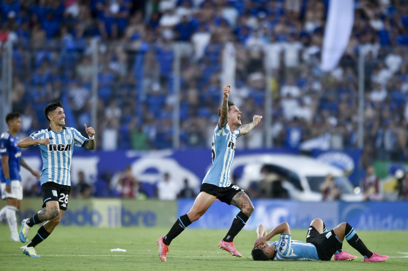 Argentina's Racing wins its first Copa Sudamericana championship by beating Brazil's Cruzeiro 3-1 | iNFOnews.ca