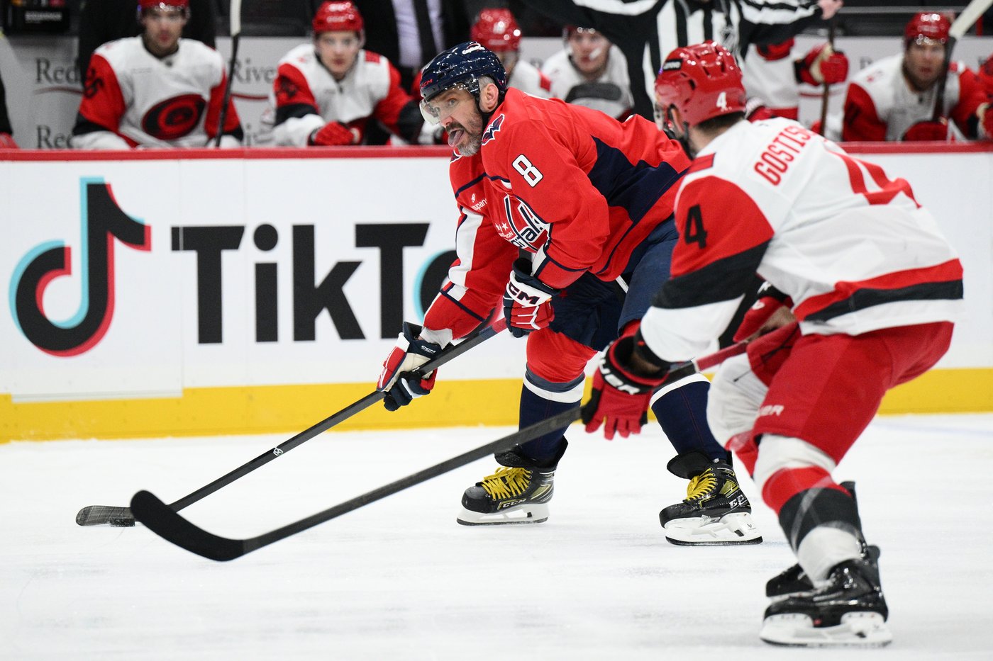 Hurricanes top Capitals 3-2 in SO in a matchup of the top teams in the Eastern Conference standings | iNFOnews.ca Hurricanes top Capitals 3-2 in SO in a matchup of the top teams in the Eastern Conference standings | iNFOnews.ca