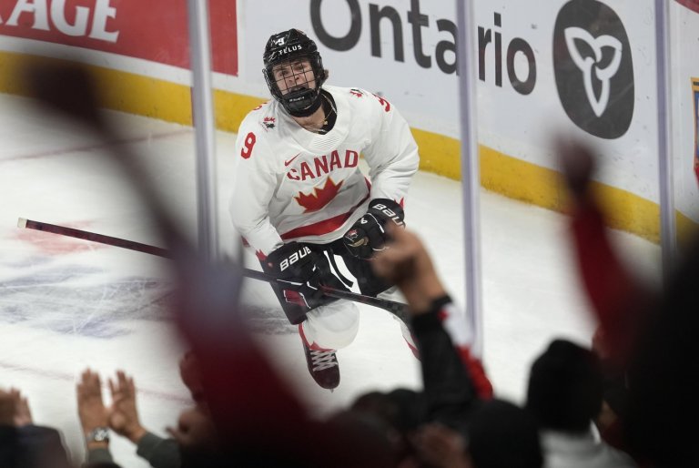 McKenna headlines Canada's roster for world junior hockey championship | iNFOnews.ca