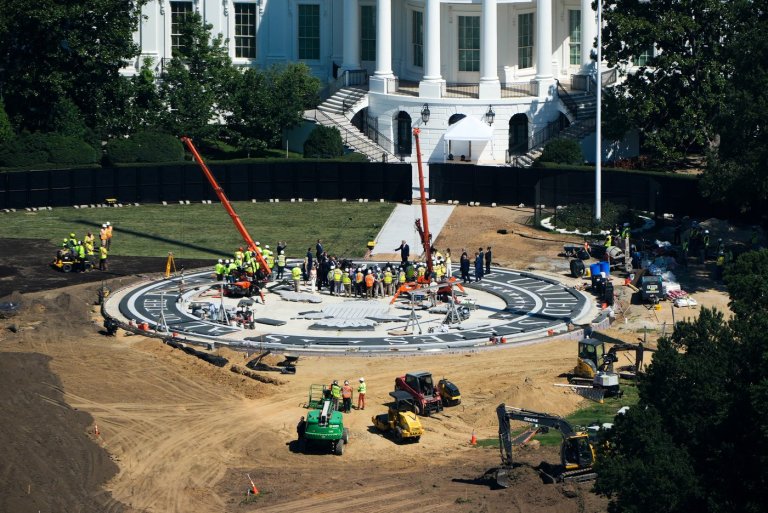 Trump plays White House tour guide to show off work on his helipad and ballroom | iNFOnews.ca