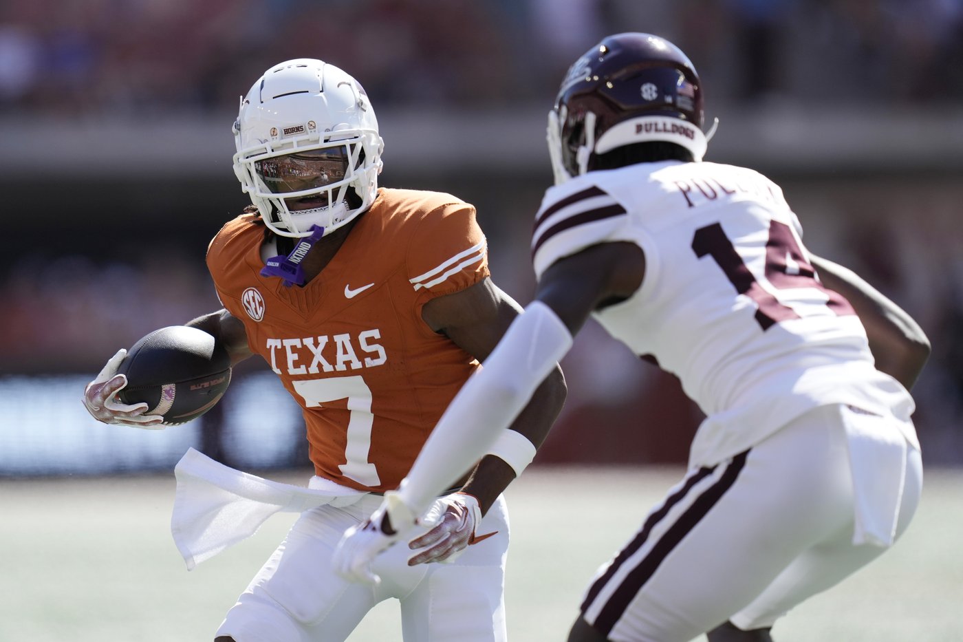Manning leads No. 1 Texas over Mississippi State as Longhorns earn first SEC victory 35-13 | iNFOnews.ca Manning leads No. 1 Texas over Mississippi State as Longhorns earn first SEC victory 35-13 | iNFOnews.ca