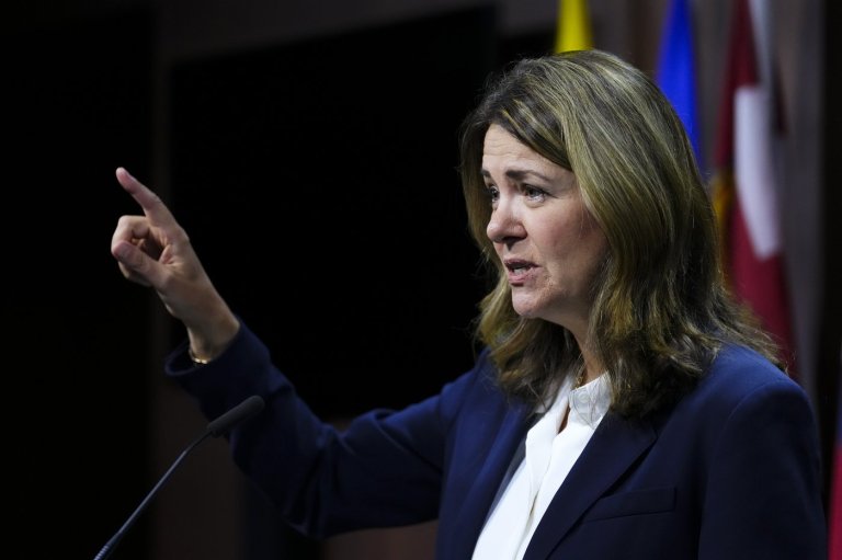 Alberta's Smith says courts should not be gatekeepers on constitutional questions | iNFOnews.ca