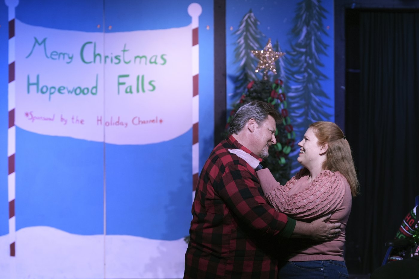 Stage spoofs of Hallmark TV movies are Christmas gifts for theaters | iNFOnews.ca