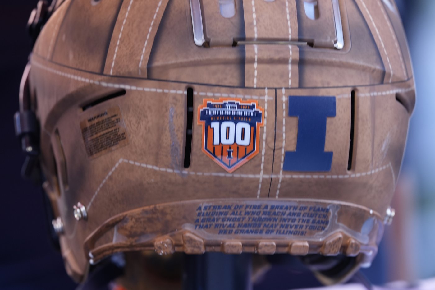 No. 22 Illinois beats No. 24 Michigan 21-7 for its first win over the Wolverines since 2009 | iNFOnews.ca No. 22 Illinois beats No. 24 Michigan 21-7 for its first win over the Wolverines since 2009 | iNFOnews.ca