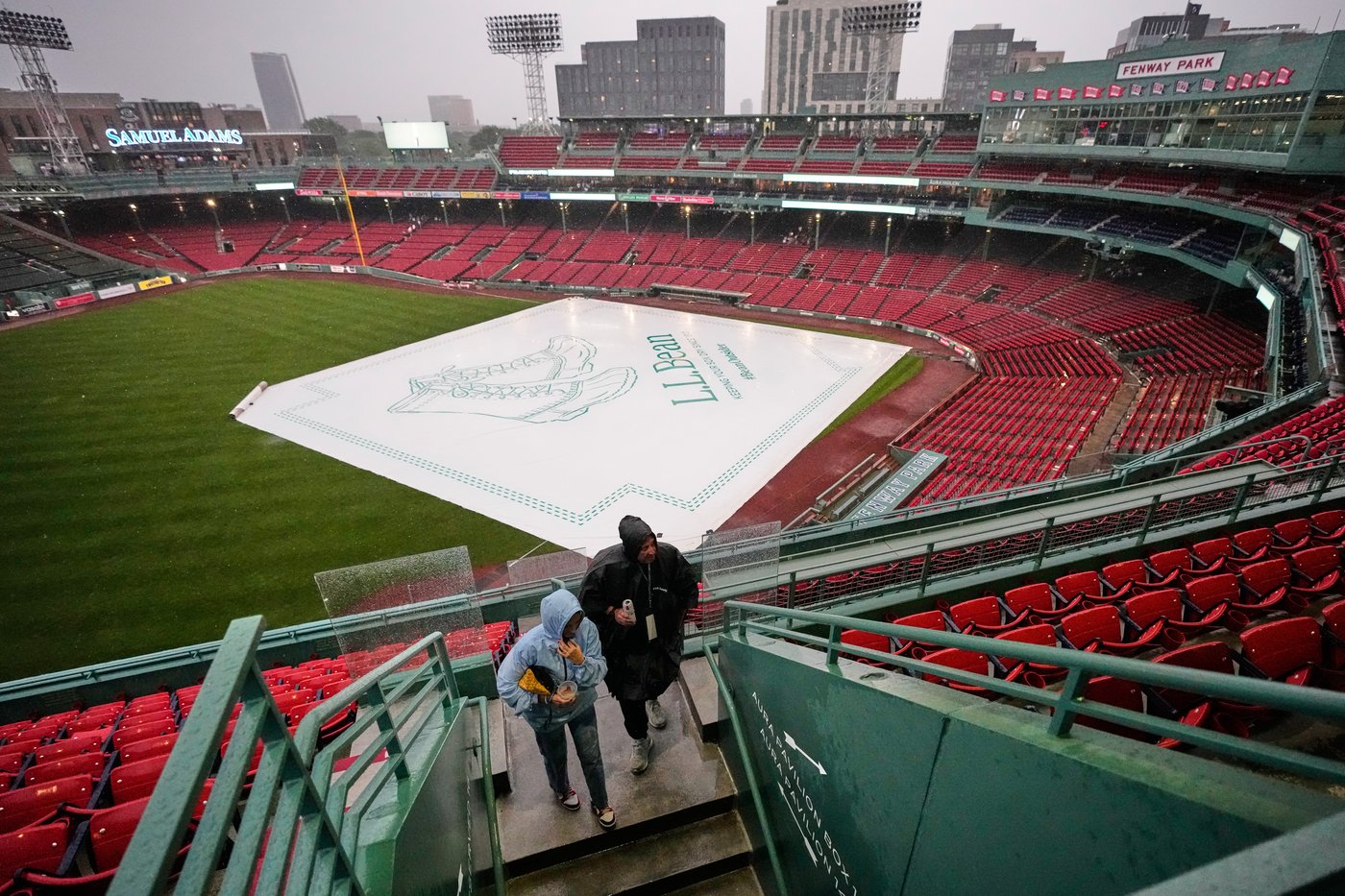 Orioles-Red Sox rained out, delaying Boston's pursuit of record-tying 15-game win streak | iNFOnews.ca