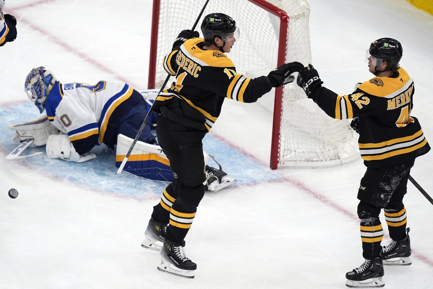 Brayden Schenn scores OT winner to lift the Blues over the Bruins, 3-2 | iNFOnews.ca Brayden Schenn scores OT winner to lift the Blues over the Bruins, 3-2 | iNFOnews.ca