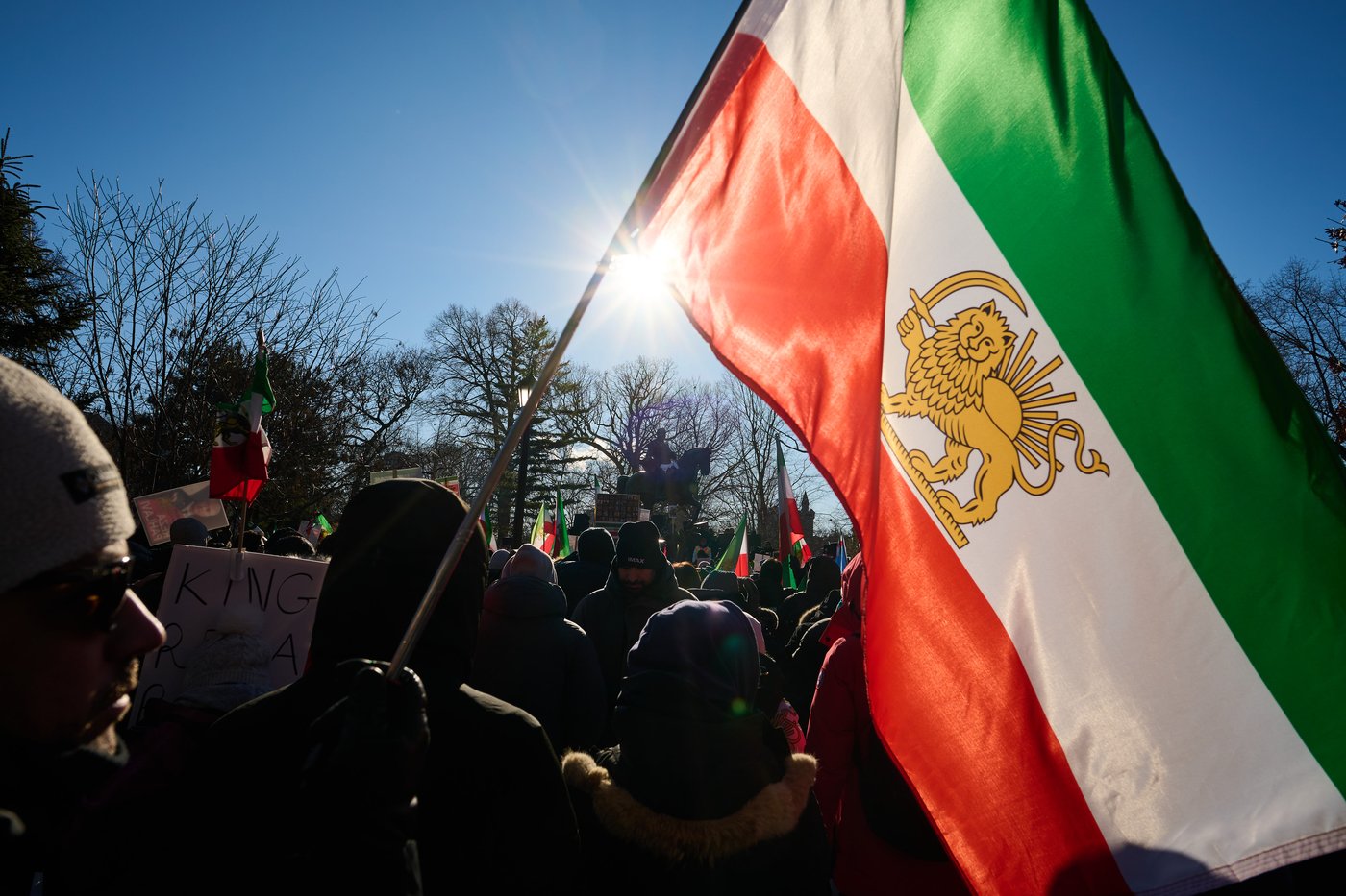 What those different versions of the Iranian flag appearing at protests mean | iNFOnews.ca