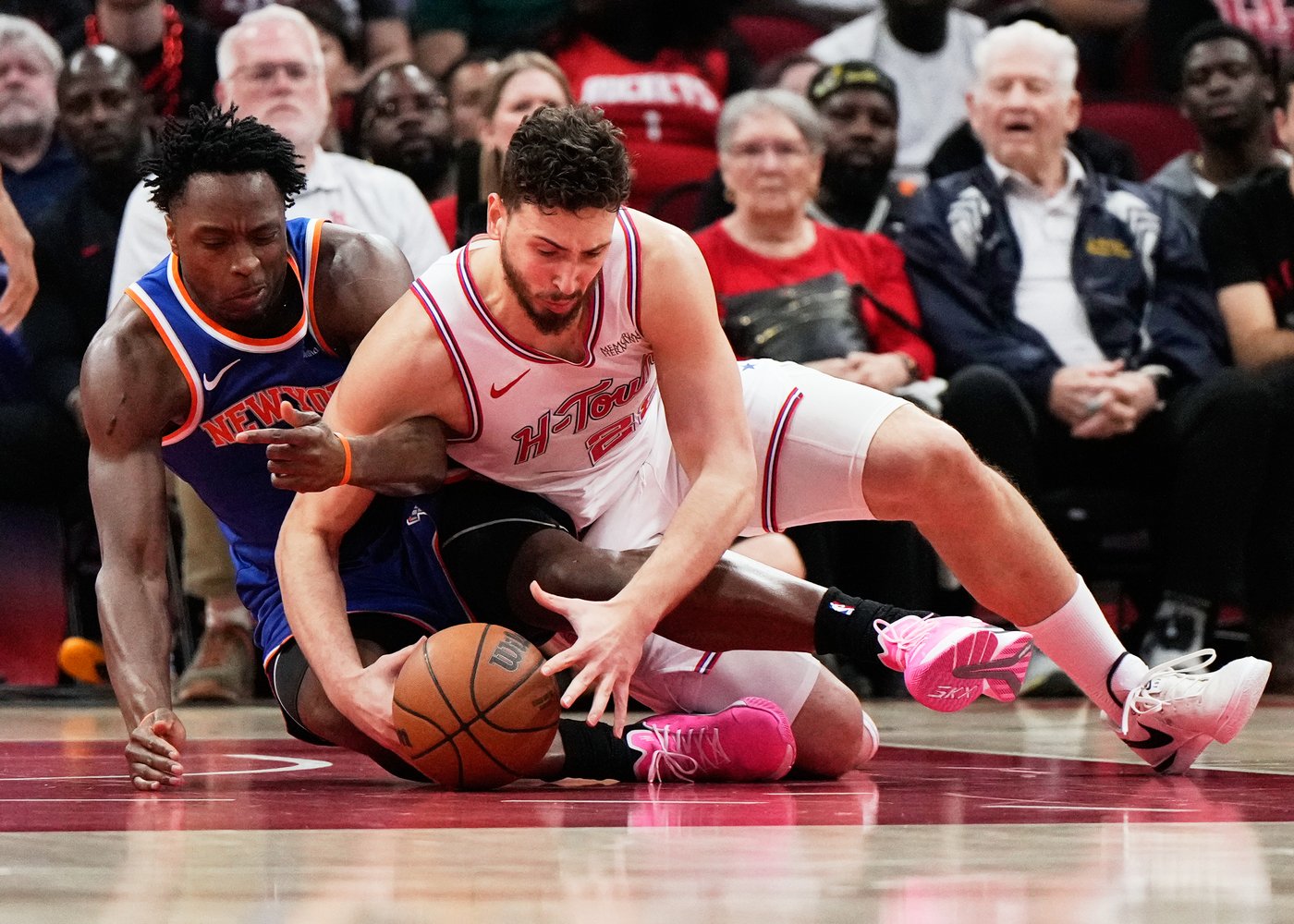 Durant scores 27 as the Rockets race to an early lead and rout the Knicks 111-94 | iNFOnews.ca Durant scores 27 as the Rockets race to an early lead and rout the Knicks 111-94 | iNFOnews.ca