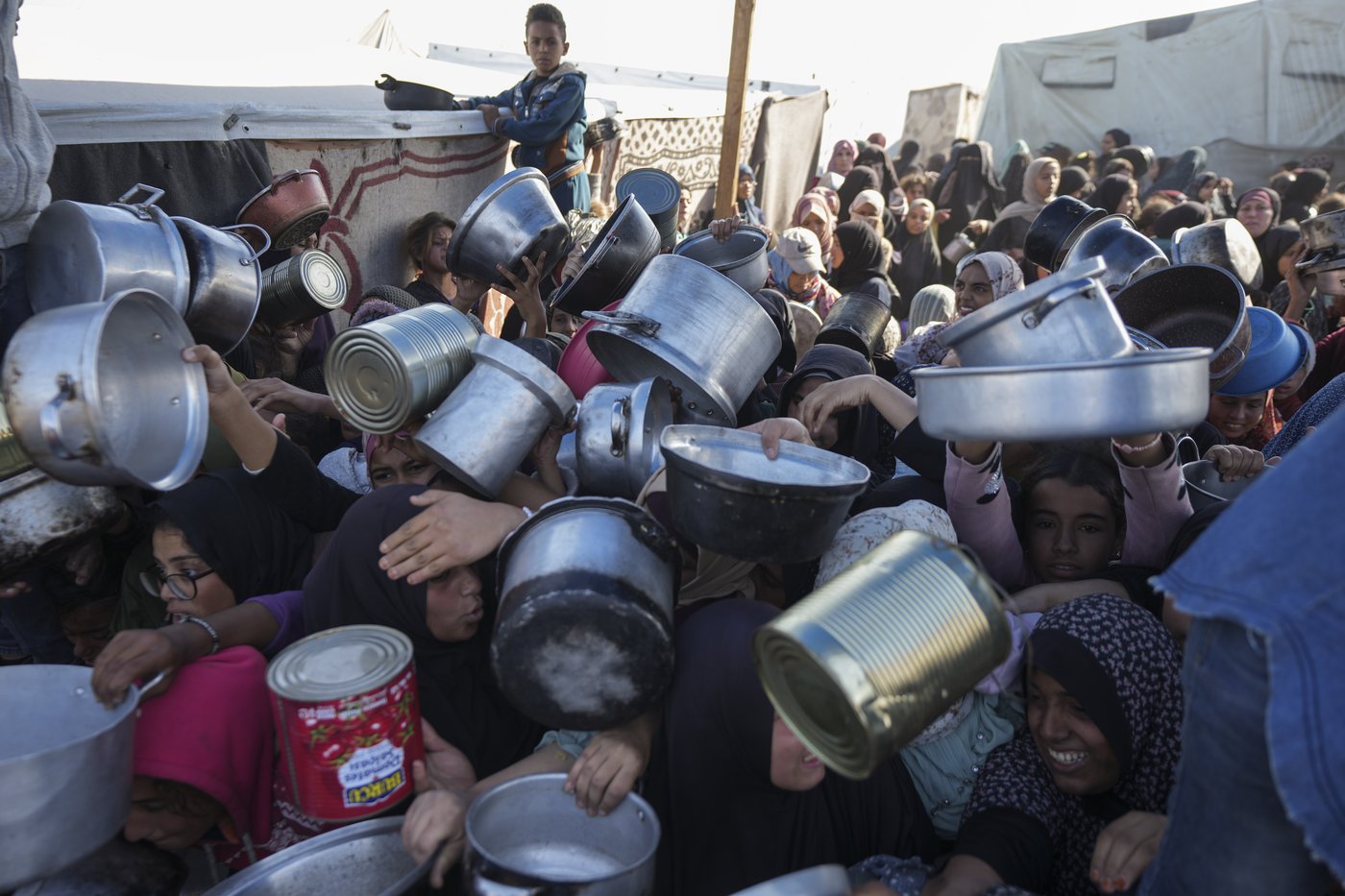 The US says it pushed retraction of a famine warning for north Gaza. Aid groups express concern. | iNFOnews.ca