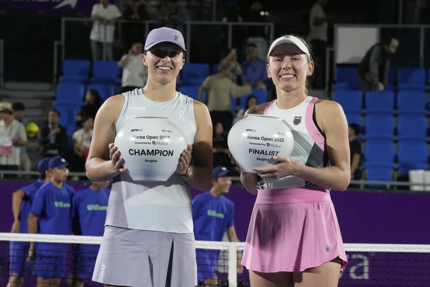 Świątek overcomes serving errors to win Korea Open title against Alexandrova | iNFOnews.ca