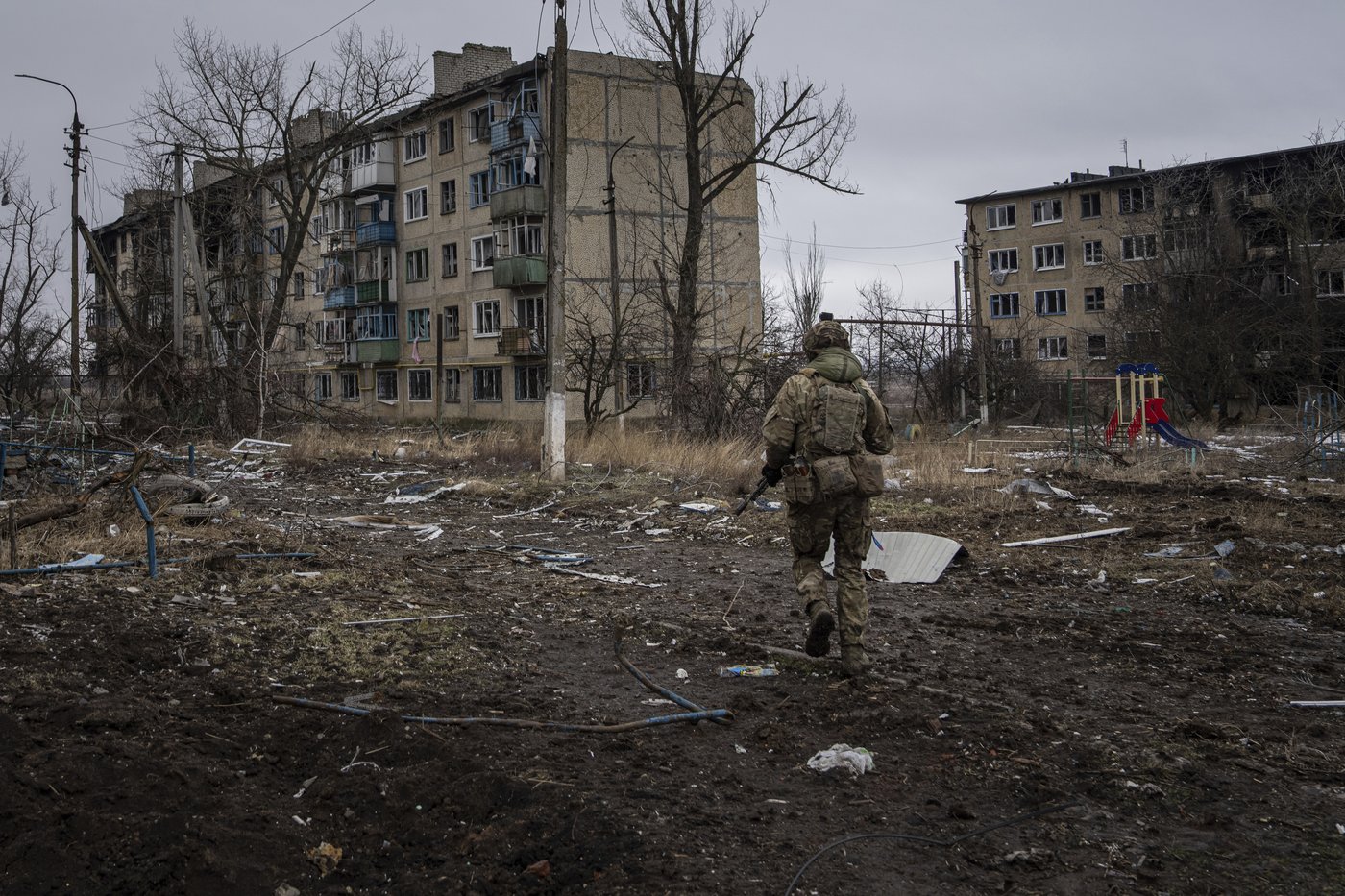 Ukraine's military will pull out of Vuhledar in the east after 2 years of intense fighting | iNFOnews.ca