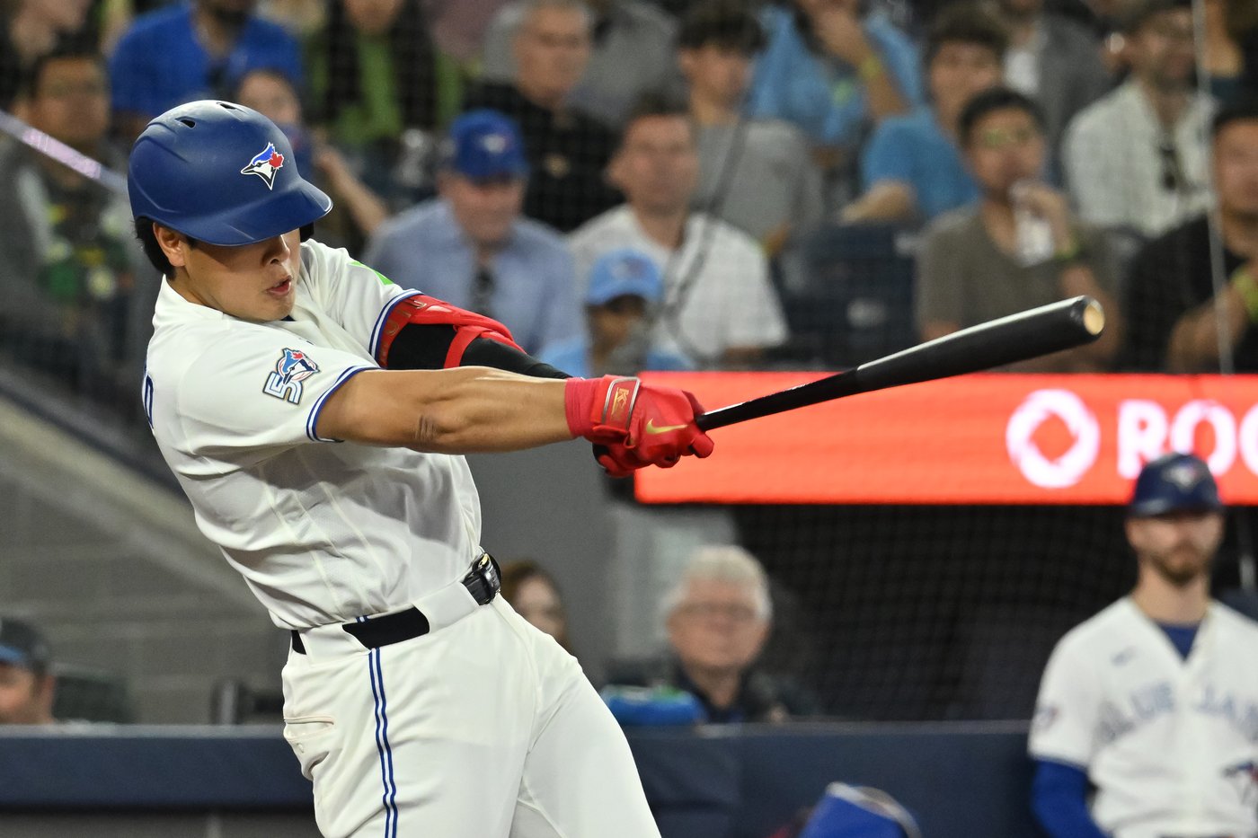 Blue Jays finding success going to well of strong at-bats, defensive play | iNFOnews.ca