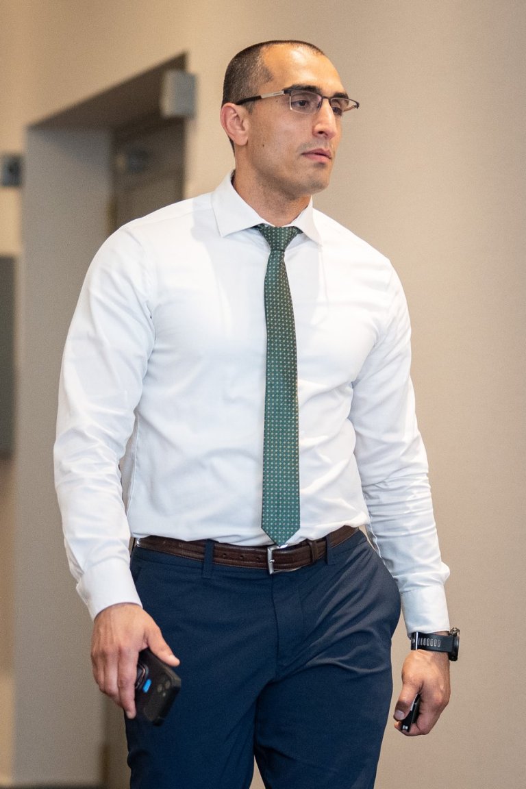 B.C. Mountie should be fired or order to resign over behaviour in group chats: lawyer | iNFOnews.ca