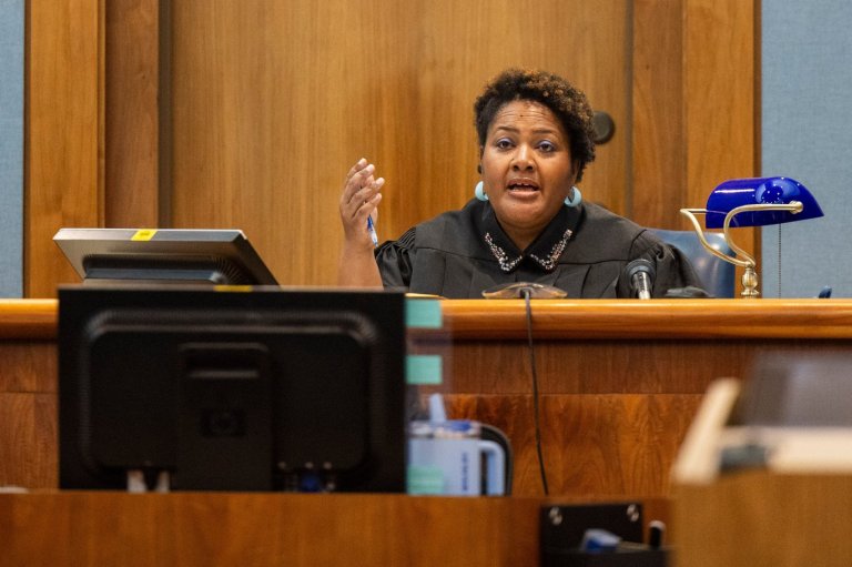 Judge dismisses charges against ex-administrator accused after student shot teacher | iNFOnews.ca