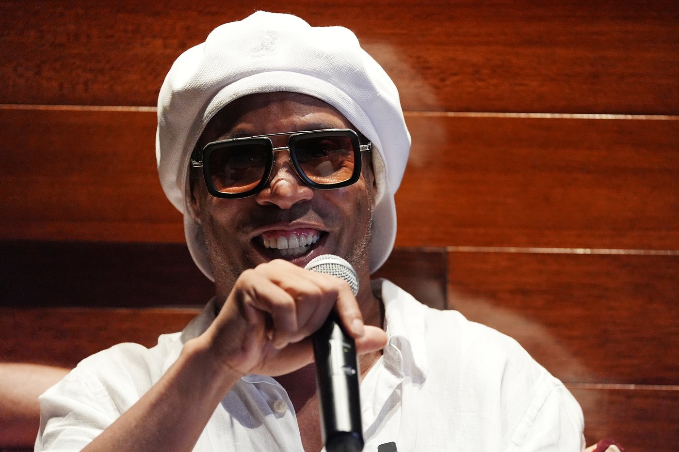 Ronaldinho says 'let the magic begin' after signing with Italian Serie C club Ravenna at age 46 | iNFOnews.ca