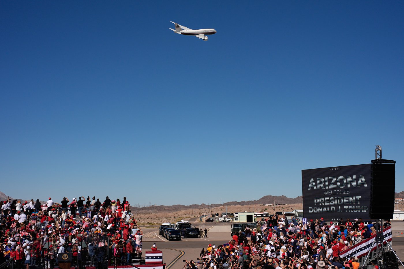 Trump defends gifted Air Force One from Qatar and makes 2nd Amendment pitch as he campaigns for GOP | iNFOnews.ca Trump defends gifted Air Force One from Qatar and makes 2nd Amendment pitch as he campaigns for GOP | iNFOnews.ca