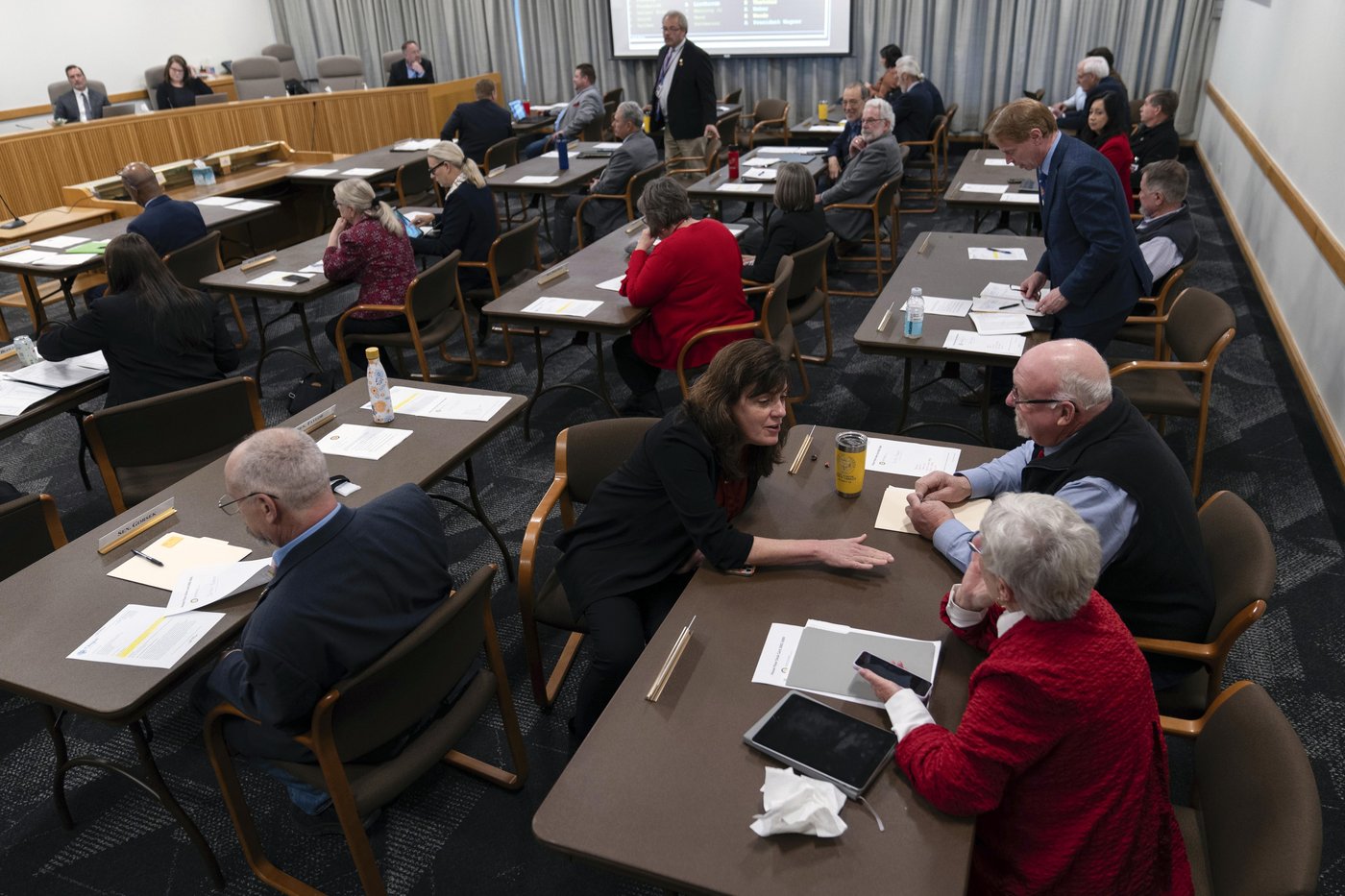 Oregon lawmakers approve $218M in emergency wildfire funding in special session | iNFOnews.ca Oregon lawmakers approve $218M in emergency wildfire funding in special session | iNFOnews.ca