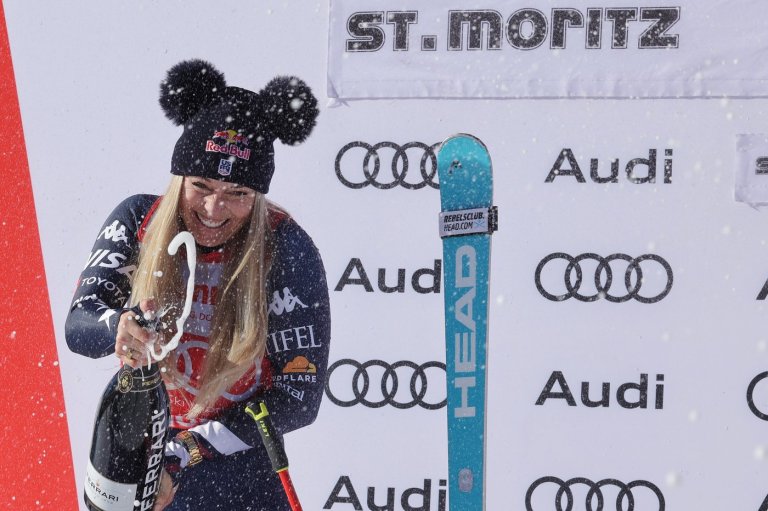 Lindsey Vonn places 2nd in a World Cup downhill a day after becoming oldest winner at age 41 | iNFOnews.ca