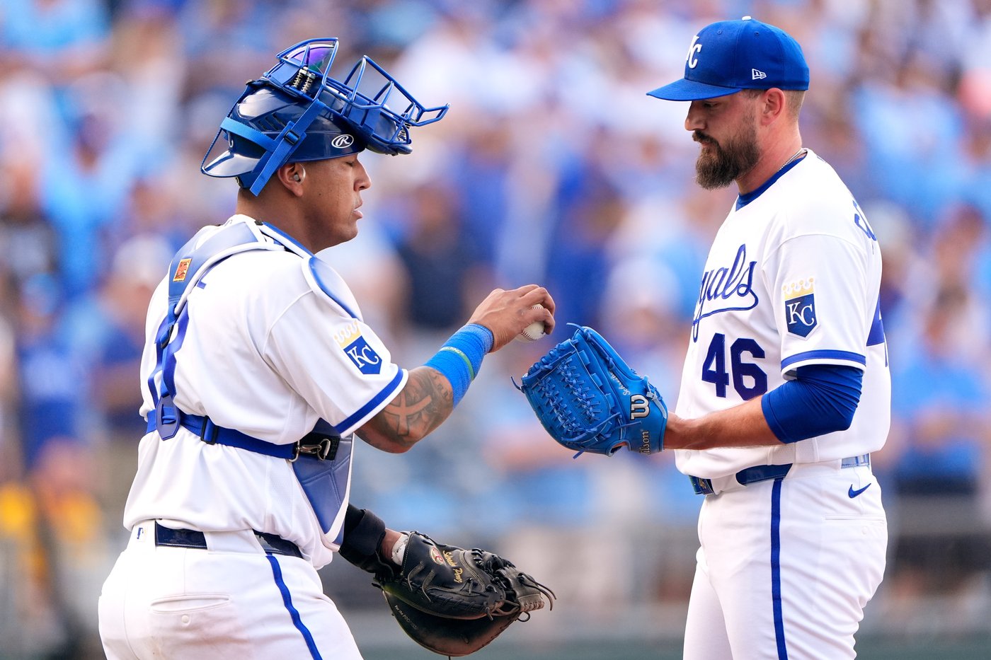 Royals use rare long ball to defeat the Twins | iNFOnews.ca